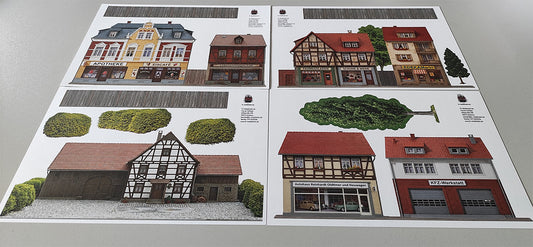 Modellbahnhintergrund 4er Set Fachwerkbauernhof und ländlicher Einzelhandel Spur H0 1zu87