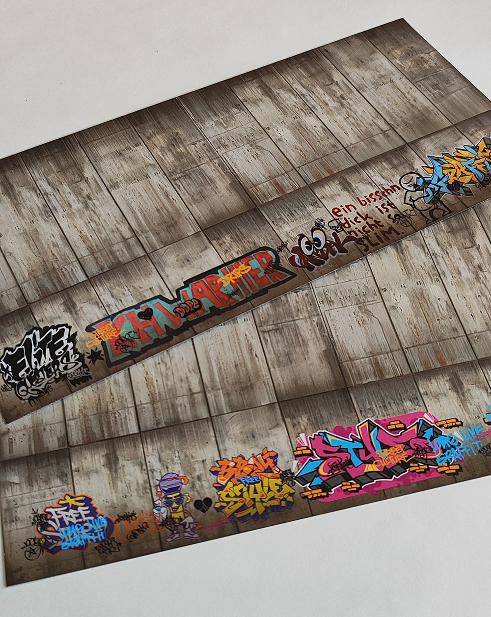 Dekorbögen gealterte Betonwand mit Graffiti Set 1 Spur H0 13,8cm x 29,7cm | DB00000057