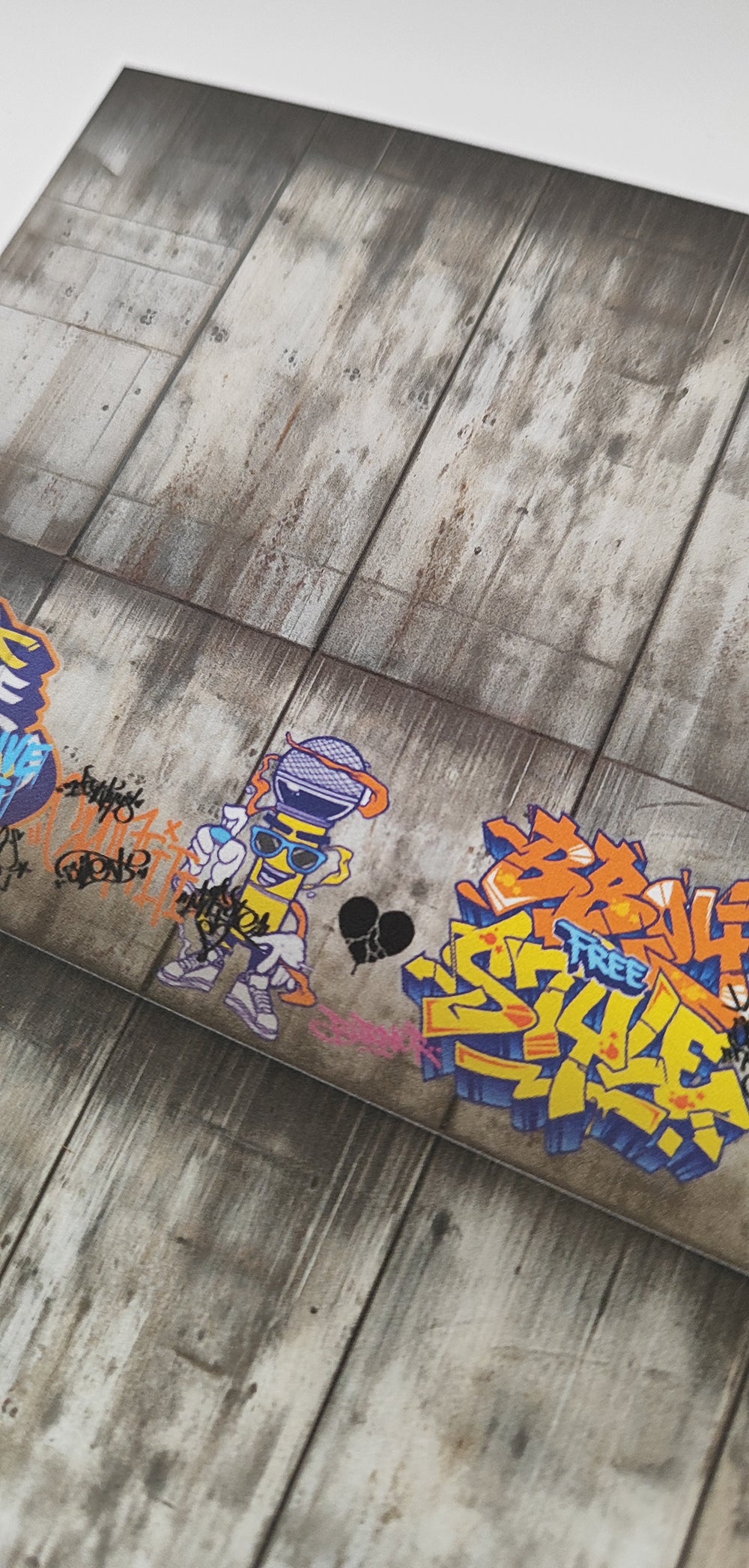 Dekorbögen Betonwand mit Graffitis Spur H0 für Rampen und Wände | DB00000060