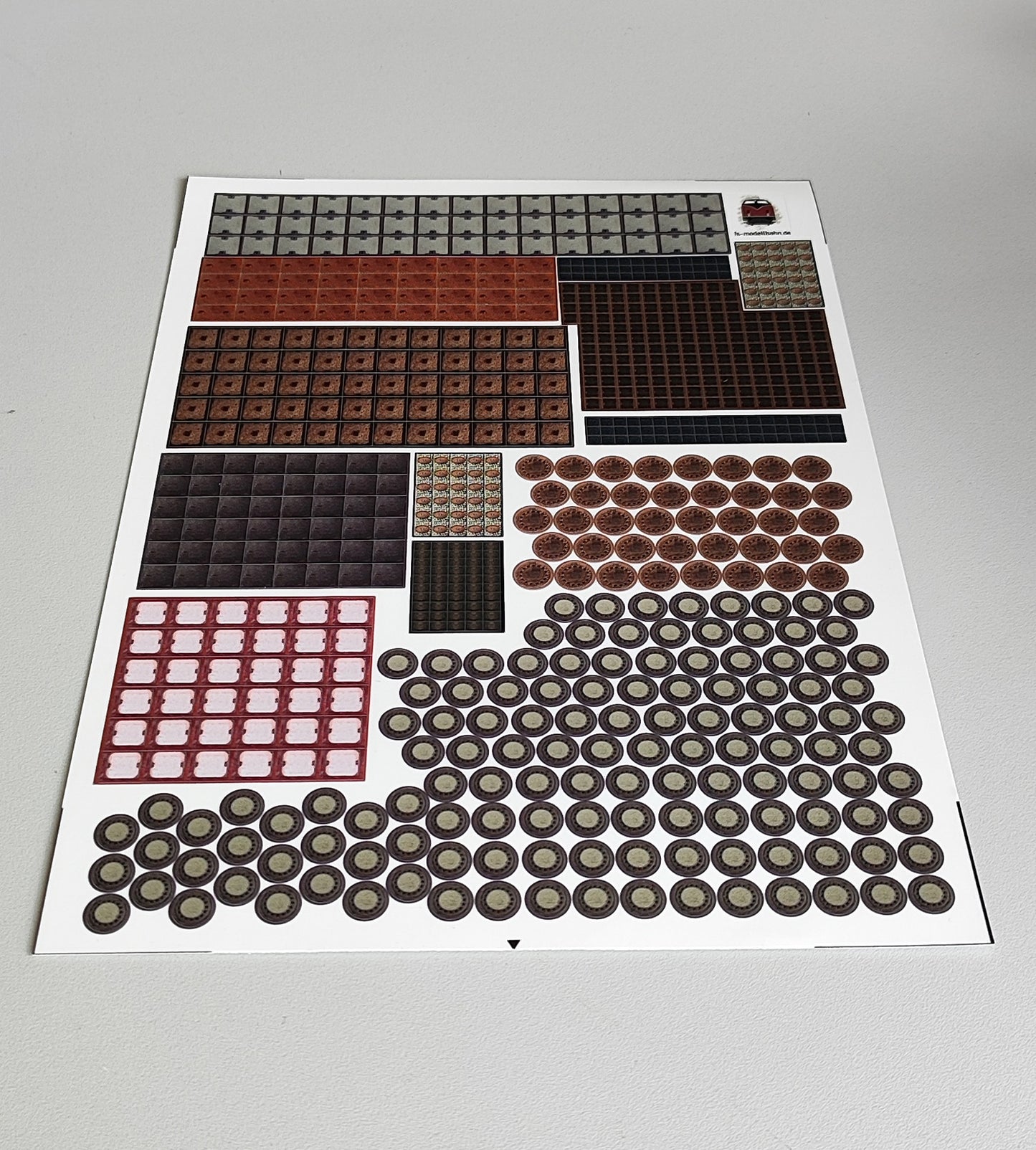 Schachtabdeckungen Kanaldeckel Gullis Set in 1:87 Spur H0 selbstklebend im Set | MZ00000035
