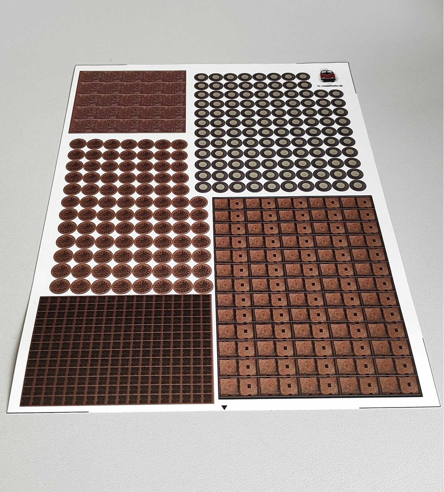 Schachtabdeckungen Kanaldeckel Gullis Bogen 1 in 1:87 Spur H0 selbstklebend | MZ00000036
