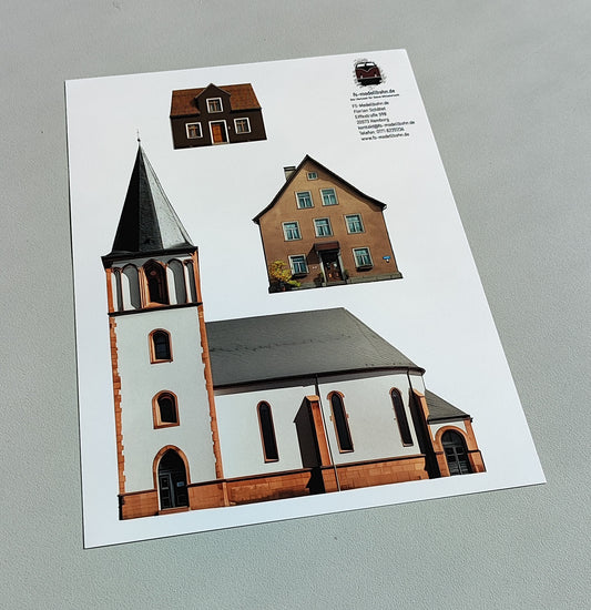 Modellbahnhintergrund in Spur N in 1 zu 160 Dorf mit Kirche und zwei Häusern | KM00000115