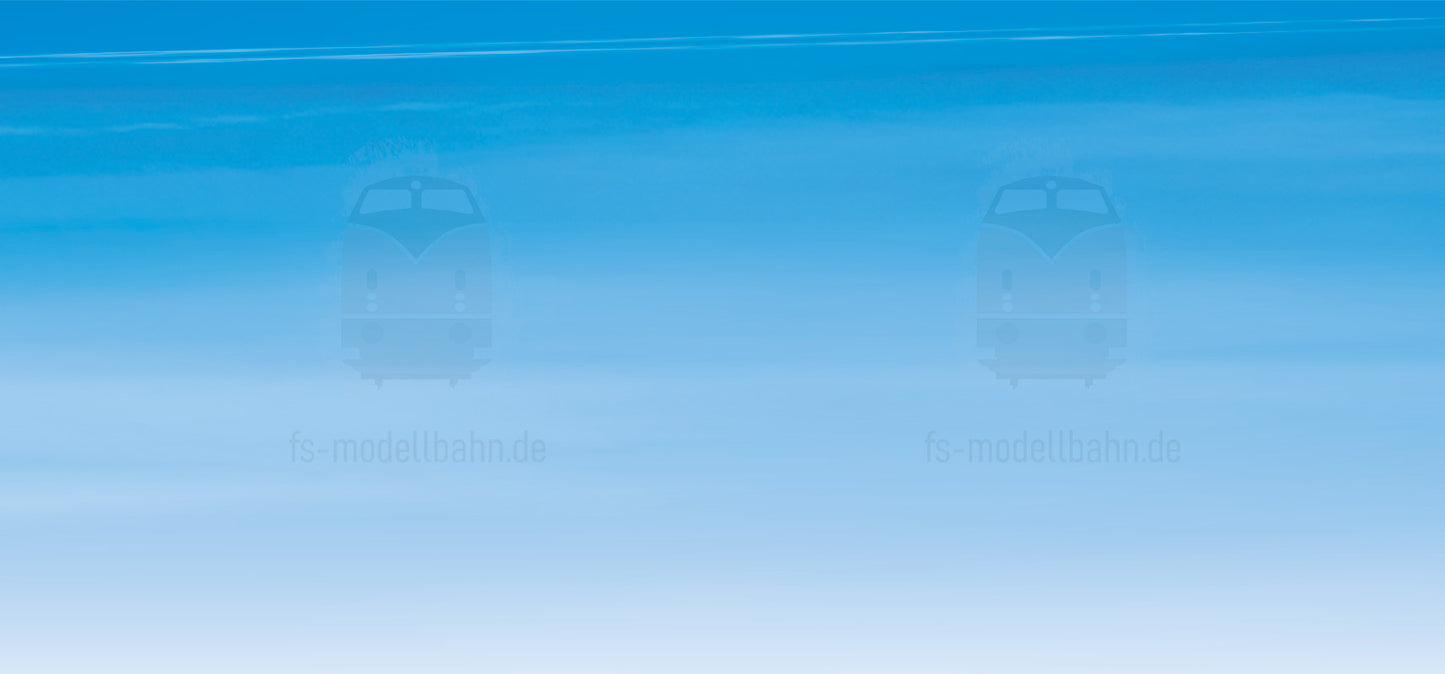Modellbahnhintergrund blauer Himmel mit Kondensstreifen und Jets sowie Nebel Spur H0