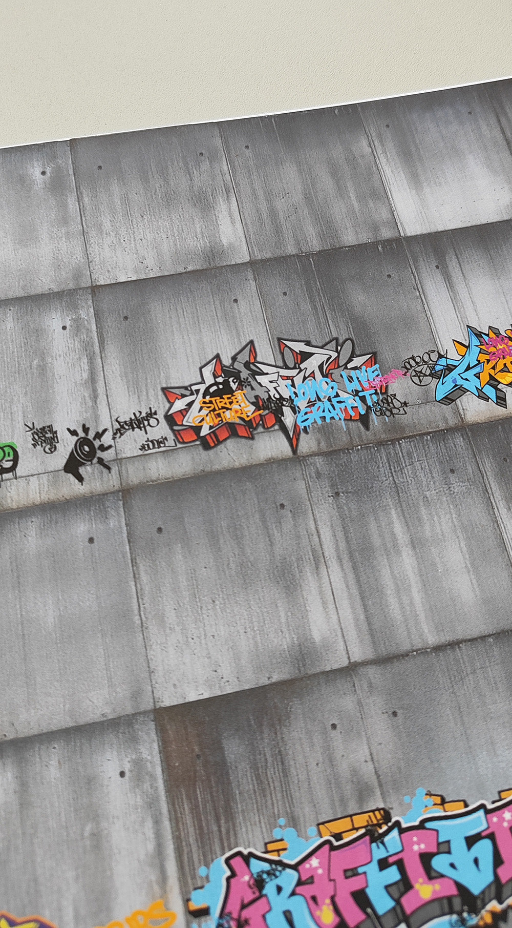 Dekorbögen moderne Betonwand mit Graffiti Spur H0 für Rampen und Wände | DB00000055