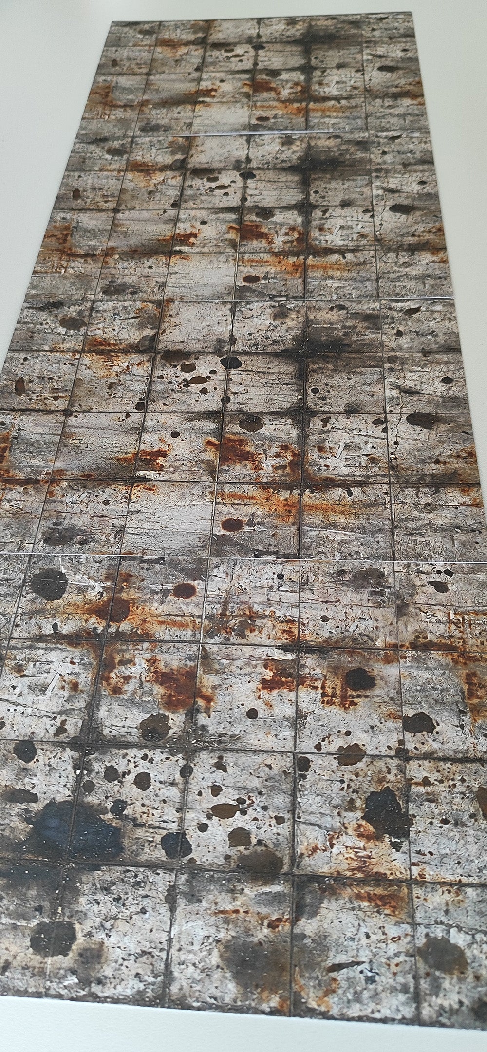 2er Set Dekorbögen Betonplattenboden mit drastischen Alterungen Spur N | DB00000119